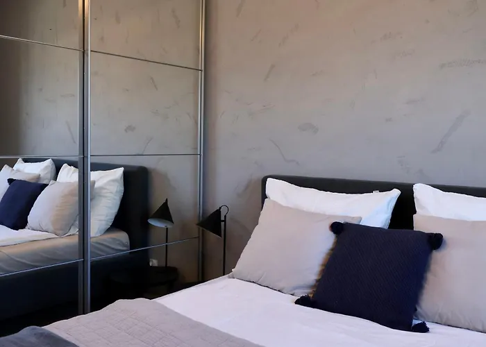 Capital Towers Dolce Apartment *